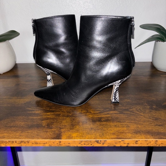 Marc Fisher Booties w/Snakeskin Heel - Picture 5 of 9